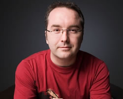 Three Colours Hammo: Moving | Justin Hamilton