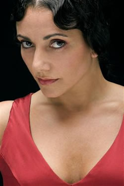 Eva Yerbabuena