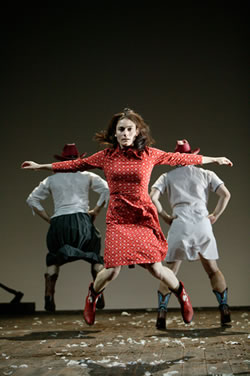 Giselle | Fabulous Beast Dance Theatre