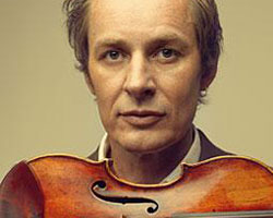 Tognetti's Mozart | Australian Chamber Orchestra