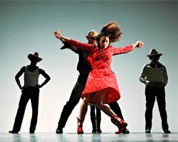 Giselle | Fabulous Beast Dance Theatre