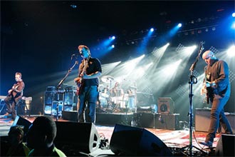 Them Crooked Vultures