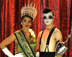 Miss Burlesque and Mr Boylesque
