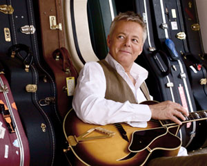Live and Acoustic | Tommy Emmanuel