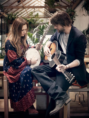 Kasey Chambers and Shane Nicholson