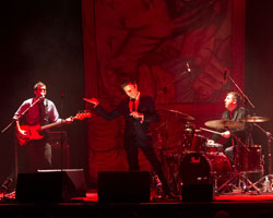 Paul Sings! | Paul McDermott