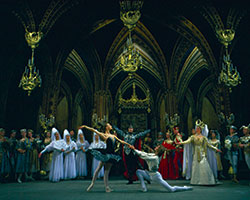 Swan Lake | St Petersburg Ballet