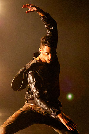 Blaq | Bangarra Dance Theatre