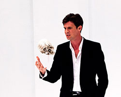 Hamlet | Belvoir