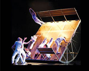 Architecture in Motion | Diavolo Dance Theatre