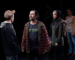 Yellow Moon | Melbourne Theatre Company