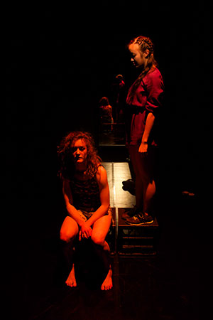 Status Room | Daisy Sanders