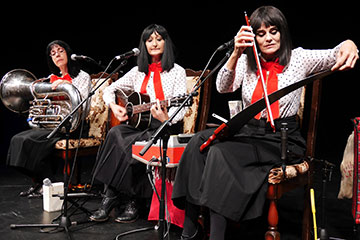 A Very Kransky Christmas | The Kransky Sisters