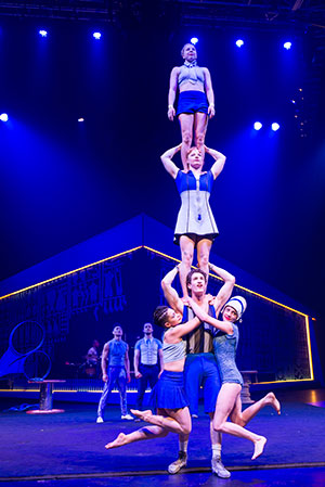 Model Citizens | Circus Oz