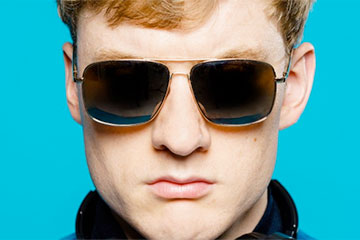 Cold Lasagne Hate Myself 1999 | James Acaster