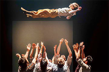 Grand Finale | Hofesh Schecter Company