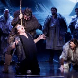 Stefan Vinke as Siegfried, Andrea Silvestrelli as Hagen, Luke Gabbedy as Gunther