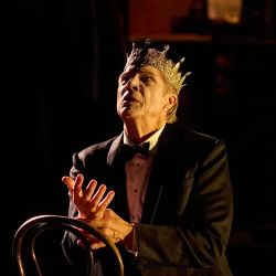 Rod Gilfry as Claudius in Hamlet.